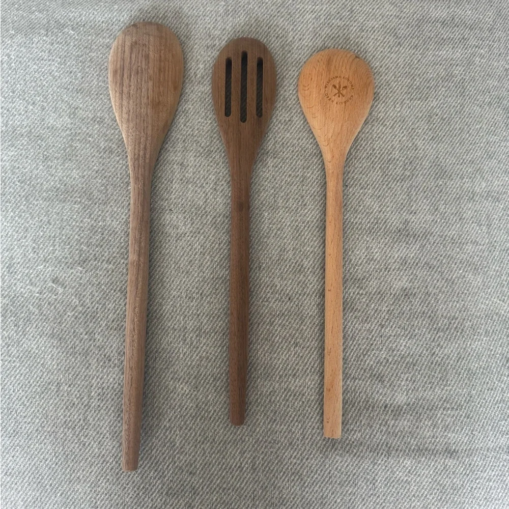 Williams Sonoma elegant wooden